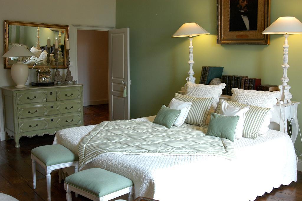 Chateau De Lissac Room photo